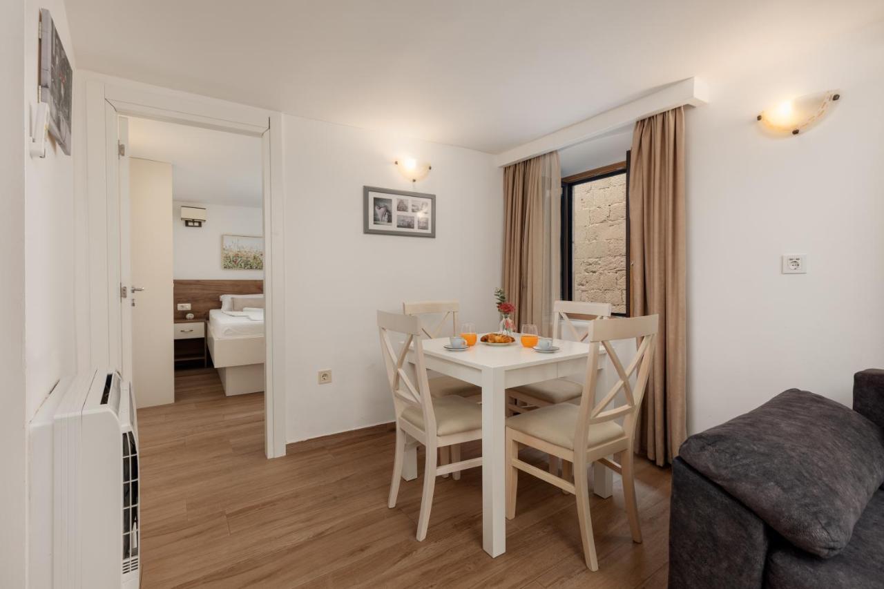 Apartment Amigo Old Town Kotor Exterior foto
